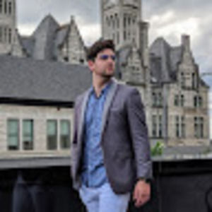 Meet your Posher, Logan